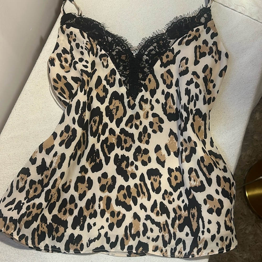 Cheetah print lace tank top